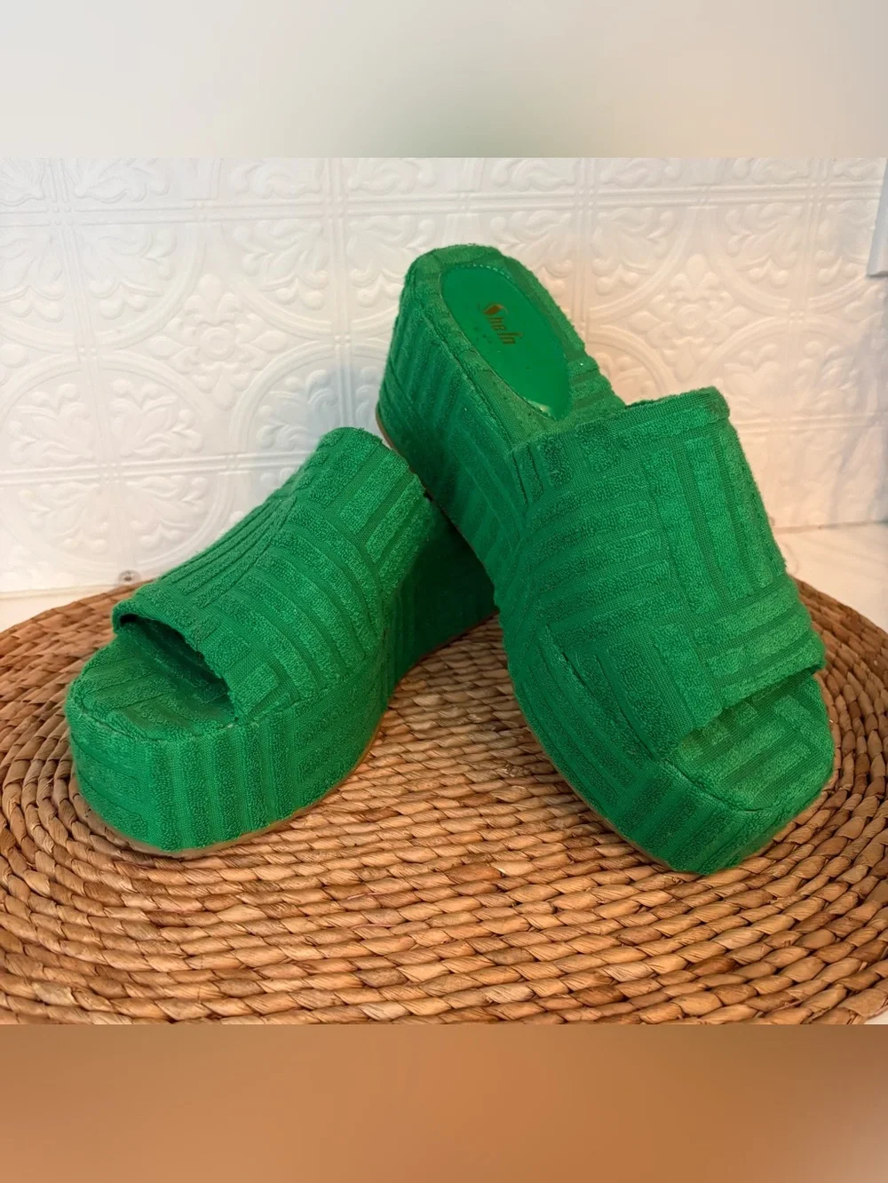 Green Platform Slide Sandals - Women's Elevated Comfort